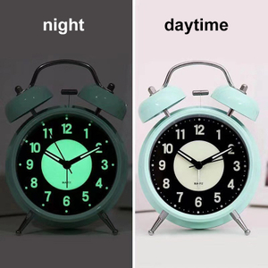 Reloj despertador de anillo luminoso de metal simple de 3 4 modas